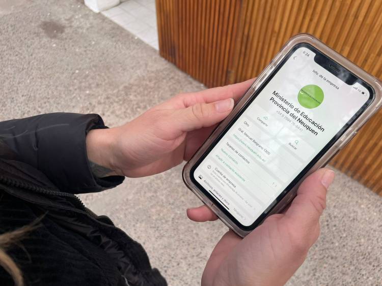 Escuelas: nuevo número de WhatsApp permitirá informar novedades