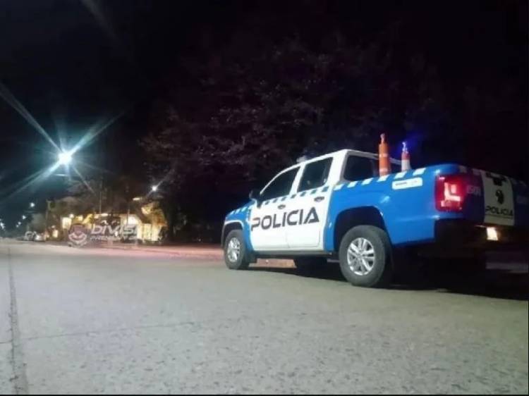 Desbarataron un kiosco narco en Plaza Huincul y demoraron a cuatro sujetos