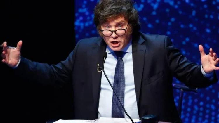 Javier Milei sobre el aumento de los senadores: "Es una traición al pueblo argentino"