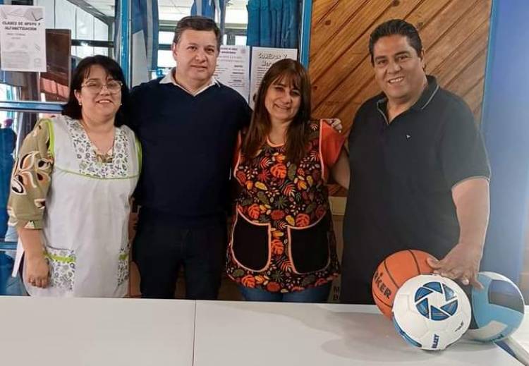 La escuela 334 recibió donaciones de mesas y elementos deportivos 
