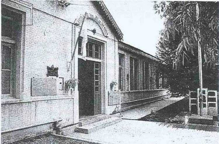 16 de Octubre de 1920 - A 104 Años de la inauguración de la Escuela Nº 22 "Gral. José de San Martín" en Plaza Huincul.