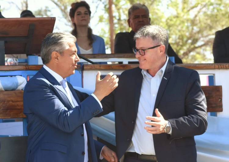 Provincia acordó la creación de una planta de tratamiento para líquidos cloacales con los municipios de Plaza Huincul y Cutral Co 