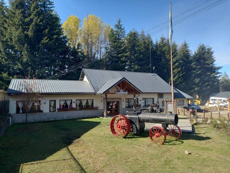 VILLA LA ANGOSTURA Proponen descuentos en dietas para concejales faltadores
