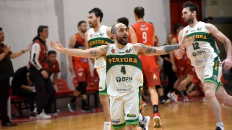 Se juega el tercer juego del Pre Federal donde puede haber campeón