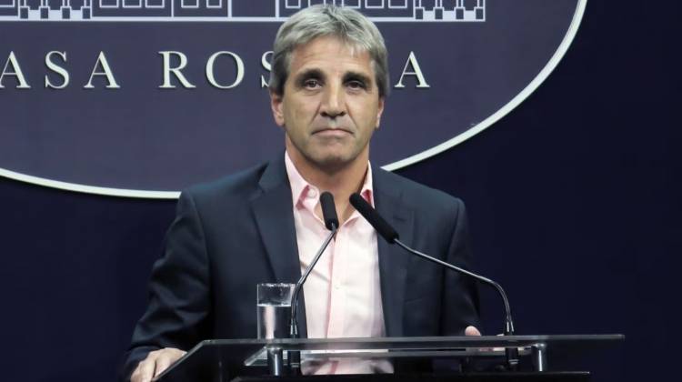 Con la salida de Misrahi, Caputo gana más poder en del Gobierno y define un funcionario clave para Economía