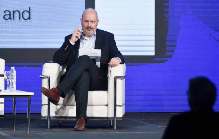 El Gobierno busca extender la duración de las licencias de conducir