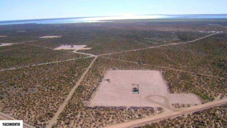 Eran petroleros y planearon un robo: se llevaron cables de cobre y rompieron equipos