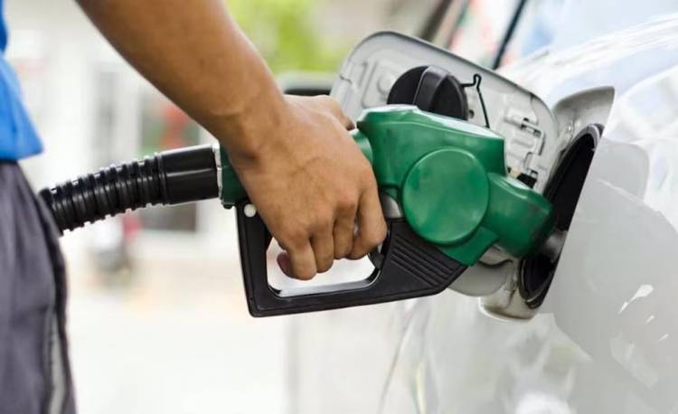 YPF aumentará 1,75% los precios de los combustibles, pero será recién a partir del viernes 3 de enero