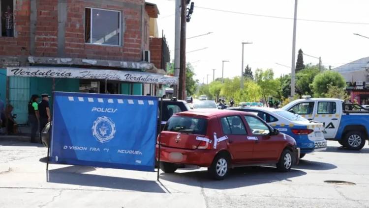 Neuquén: se descompensó mientras manejaba, chocó y murió