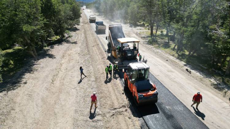 Figueroa: “La Neuquinidad se defiende con obras necesarias para los neuquinos”