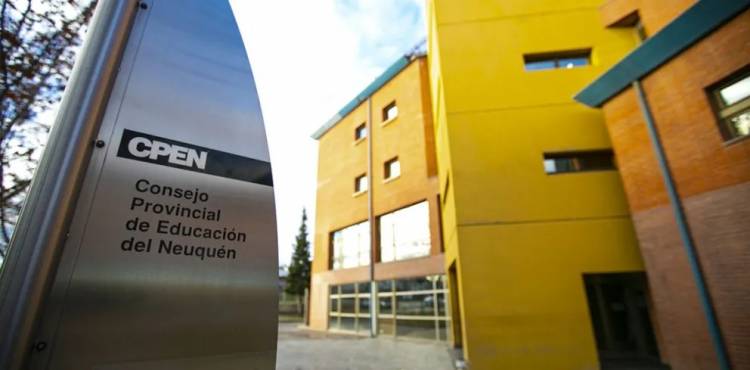 Garantizan la carrera administrativa de 5.400 empleados del CPE