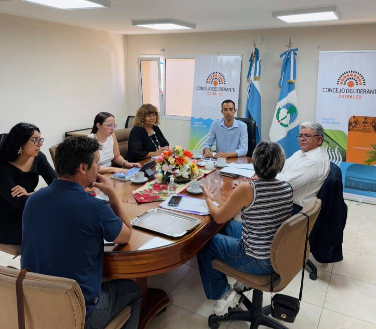 Jesus San Martin se reunio junto al Edemec y funcionarios municipales