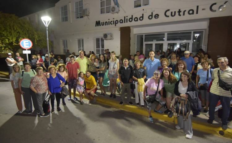 Un nuevo contingente de abuelas y abuelos viajaron a las Grutas