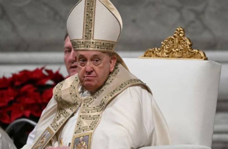 El Papa Francisco recibió el alta médica y reapareció en público tras más de un mes internado