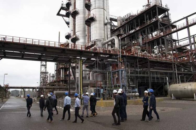 La canadiense Candu Energy visitó la Planta Industrial de Agua Pesada