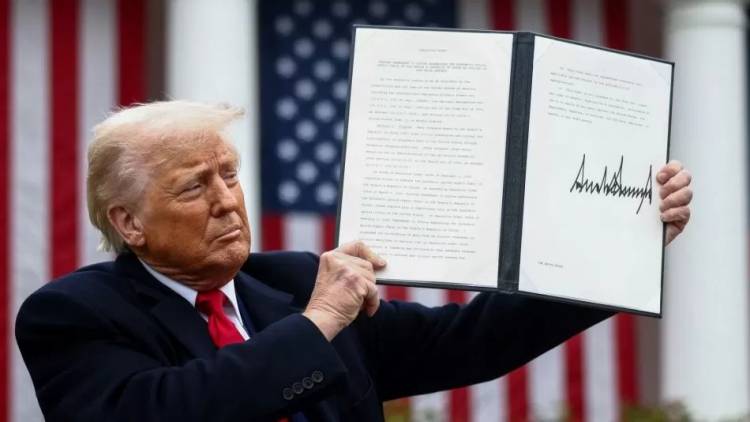 La Casa Blanca confirmó que más de 50 países pidieron negociar con Trump