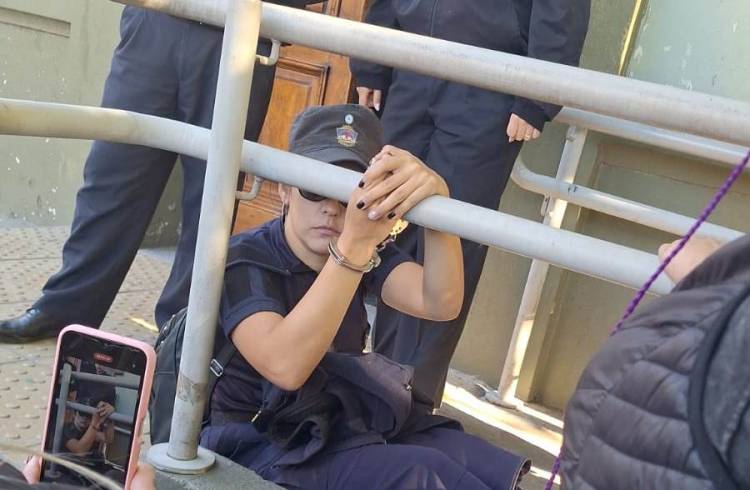 Un comisario y un oficial, apartados tras la fuerte denuncia de una agente