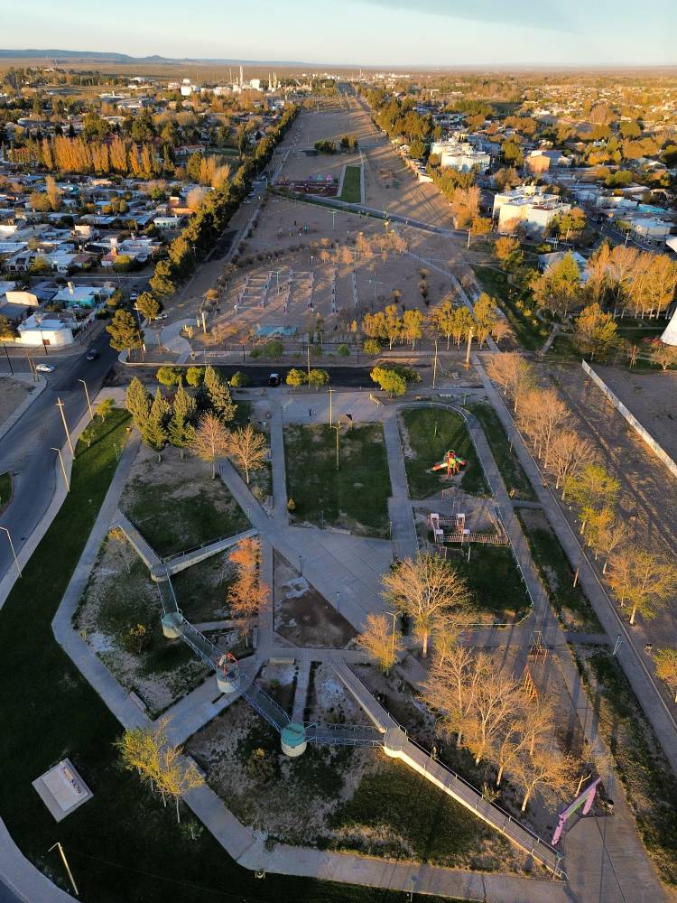 La Municipalidad de Plaza Huincul advierte sobre la reubicación de la Plaza Integración y el Paseo de la Salud 