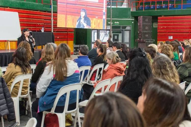 CUTRAL CO Más de mil docentes participarán del Segundo Encuentro Provincial de Educación Rural 