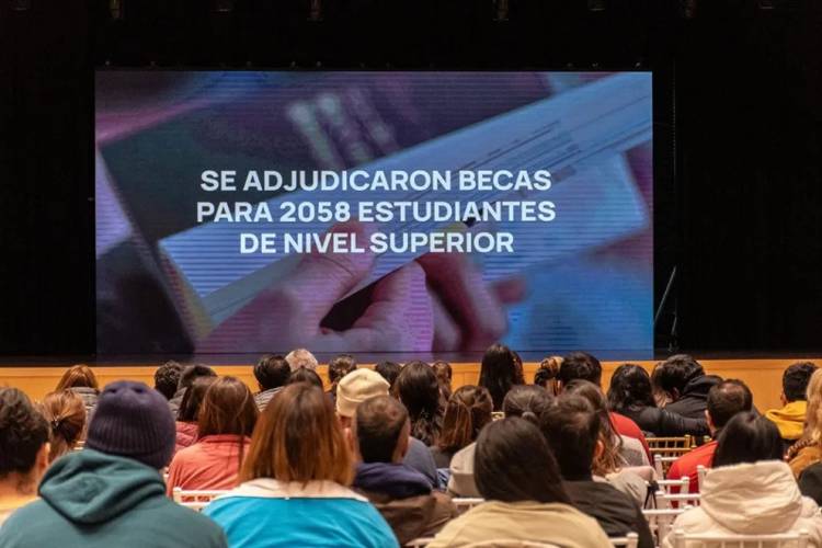 Con una gran concurrencia finalizó el 2° Encuentro de Docentes Rurales