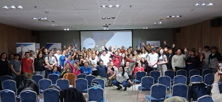 Se Realizó El Evento Solidario De "Inserción Laboral Para La Industria Del Petróleo Y Gas"