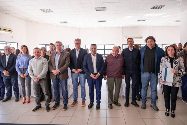 El ENIM impulsa una nuevalínea de créditos para comerciantes, profesionales y emprendedores