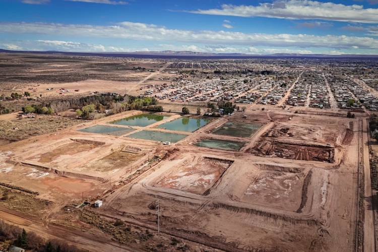 Ampliación de la planta de efluentes clocales de Plaza Huincul: 