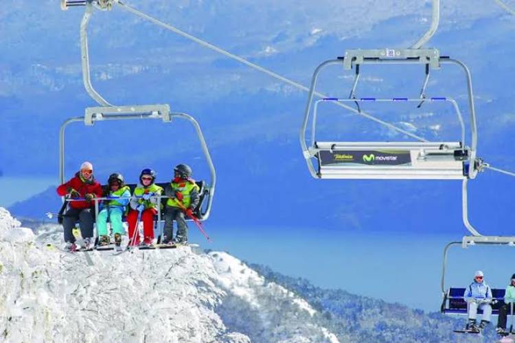 Chapelco presentó las tarifas de su Escuela de Esquí y Snowboard para la temporada 2026